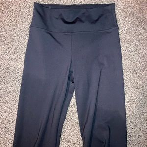 Woman’s American eagle flared leggings